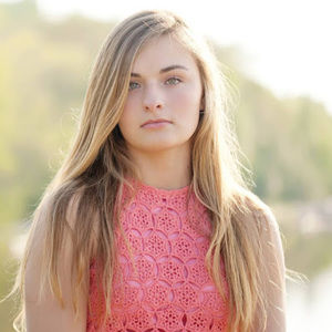 Meet your Posher, Taya